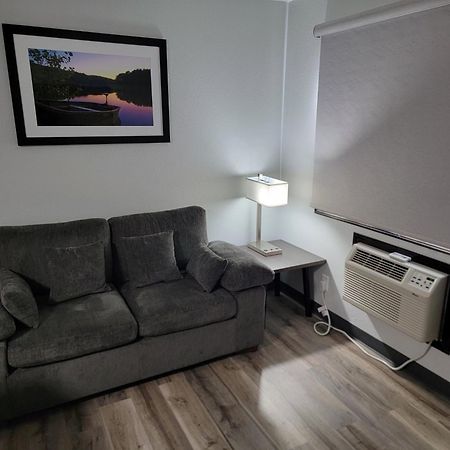 Americas Best Value Inn And Suites Bismarck Eksteriør bilde