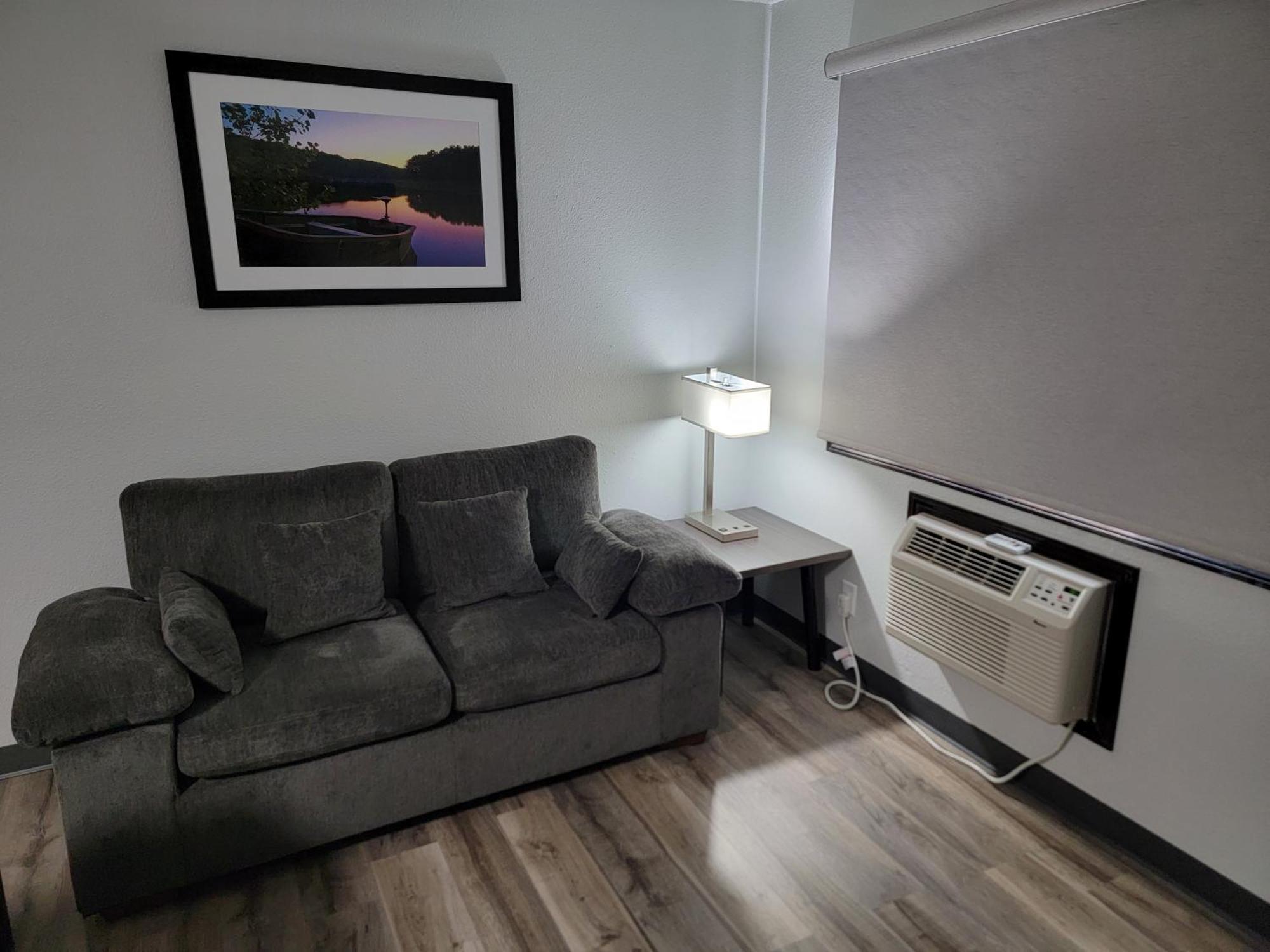Americas Best Value Inn And Suites Bismarck Eksteriør bilde