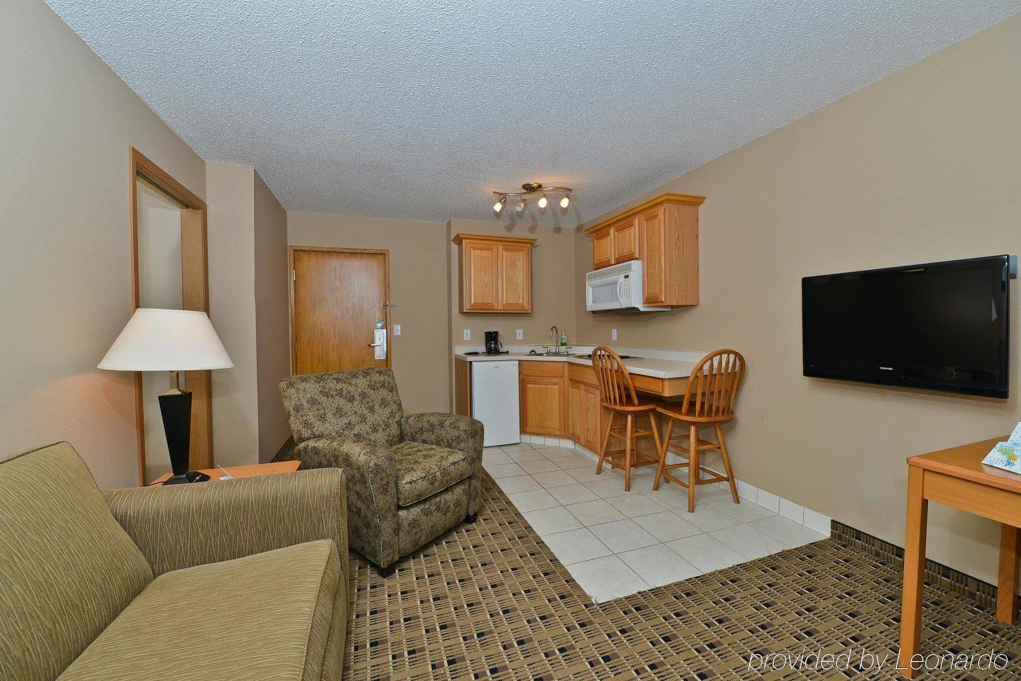 Americas Best Value Inn And Suites Bismarck Rom bilde